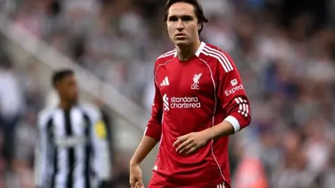 逆风翻盘！海牛队距保级成功仅一步之遥，胜利曙光就在眼前！